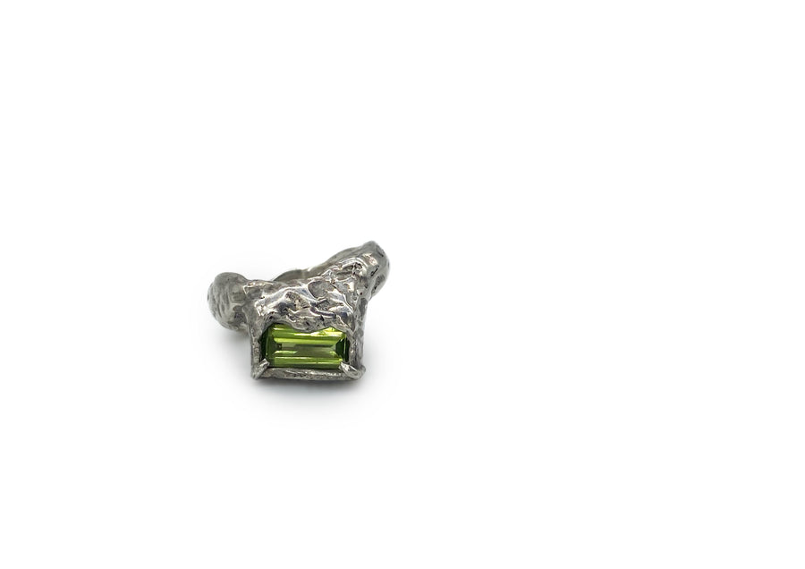 Sterling Silver Wavy 2.0 Ring in Peridot