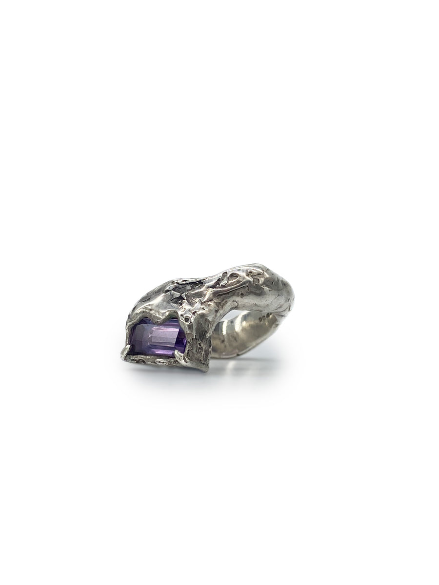 Sterling Silver Wavy 2.0 Ring in Amethyst